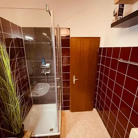Retro Appartement Im Herzen Von Koeln Deutz Exterior foto
